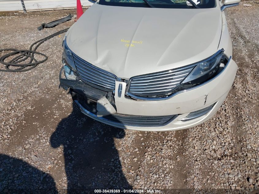 3LN6L2GK0ER830128 | 2014 LINCOLN MKZ