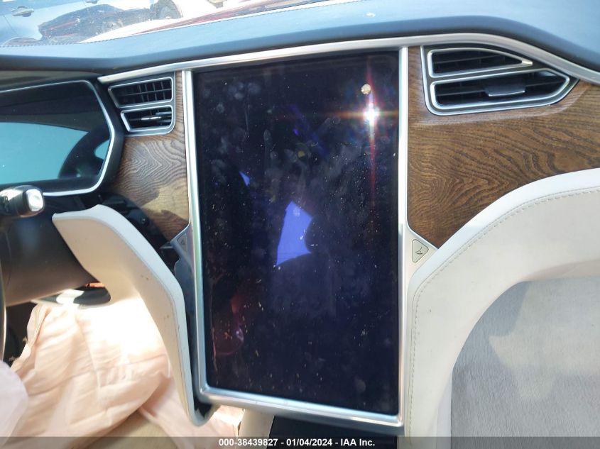2018 TESLA MODEL S 100D/75D/P100D - 5YJSA1E40JF245973