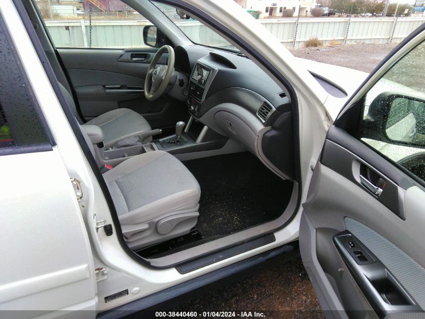 2013 SUBARU FORESTER 2.5X PREMIUM - JF2SHADC1DH405918