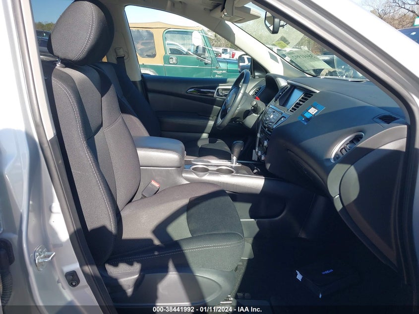 VIN 5N1DR2MN8KC600559 2019 NISSAN PATHFINDER SV