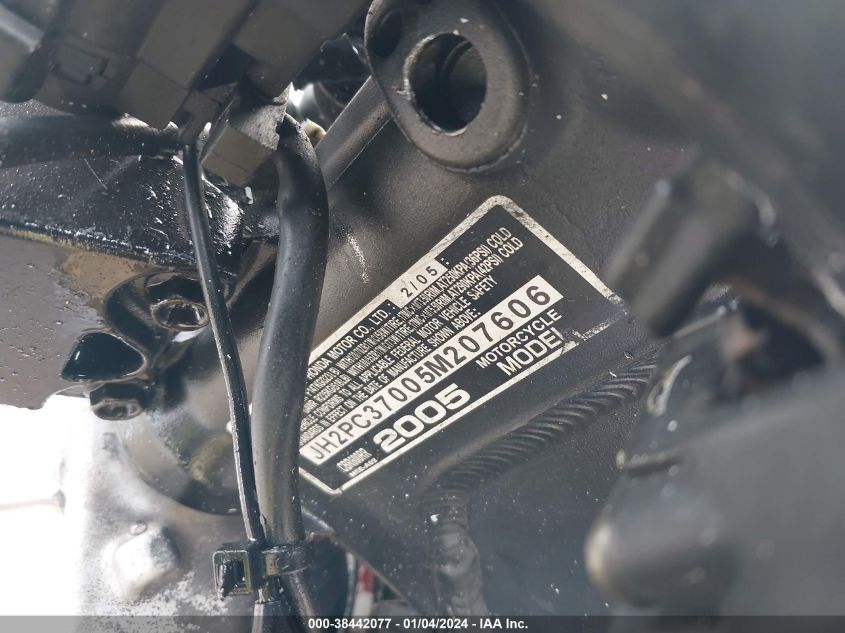 2005 HONDA CBR600 RR - JH2PC37005M207606