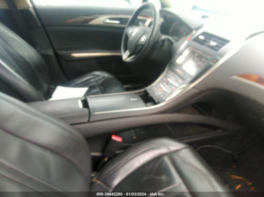 2013 LINCOLN MKZ - 3LN6L2J93DR819628