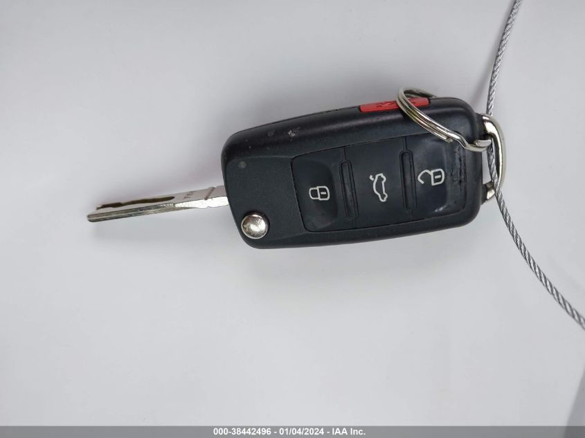 2013 VOLKSWAGEN JETTA HYBRID SEL PREMIUM 3VW637AJ5DM303485