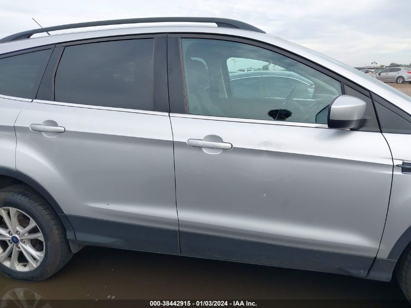 2017 FORD ESCAPE SE - 1FMCU9GDXHUB11640