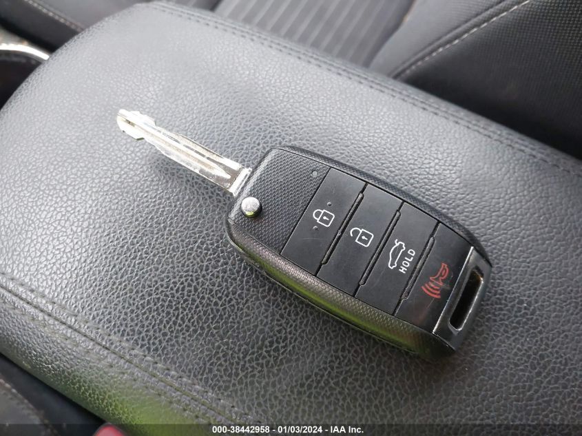 2017 KIA FORTE LX - 3KPFL4A74HE040458