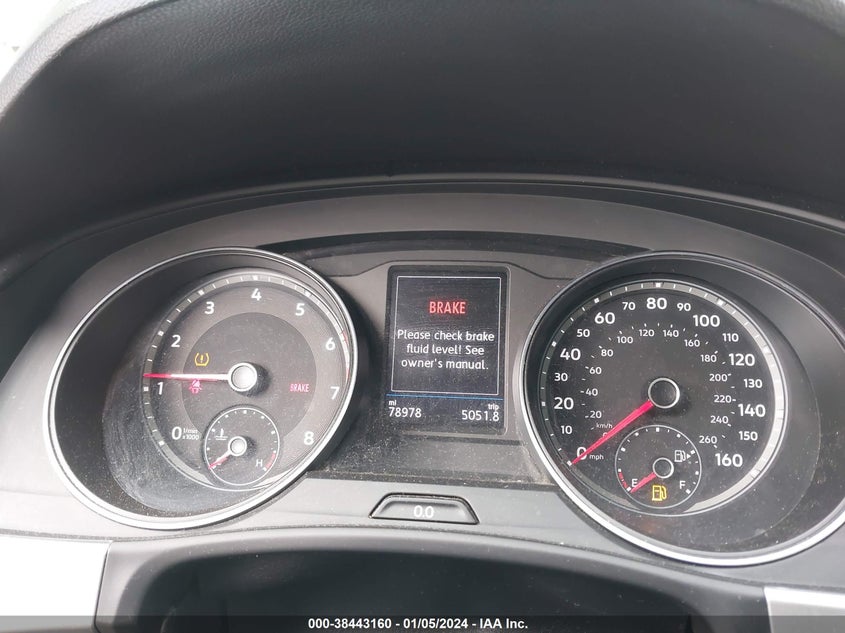 VIN 1V2FR2CA3JC568421 2018 VOLKSWAGEN ATLAS SE