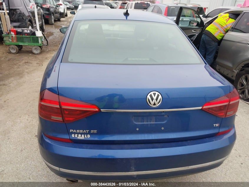 VIN 1VWGT7A30HC045387 2017 VOLKSWAGEN PASSAT SE
