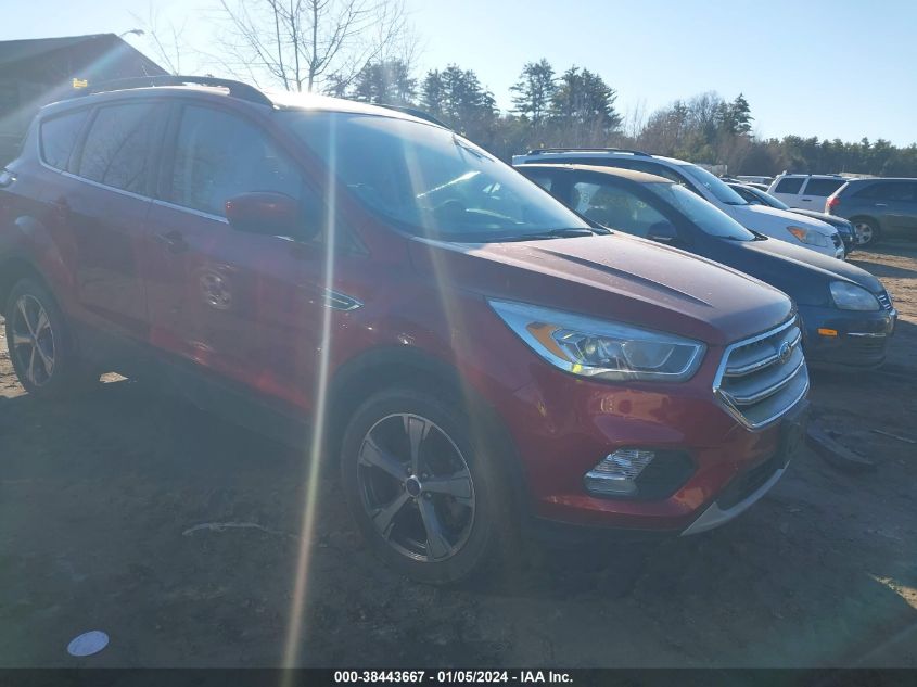 2017 FORD ESCAPE SE - 1FMCU9G90HUD01734