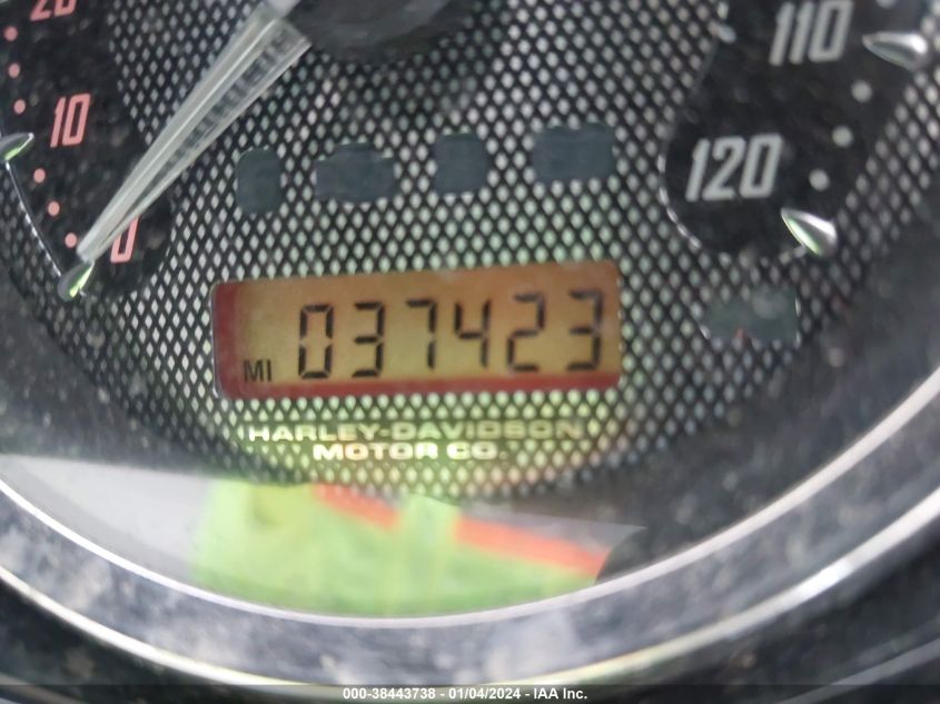 2011 HARLEY-DAVIDSON FLHXSE2 1HD1PZ819BB957735