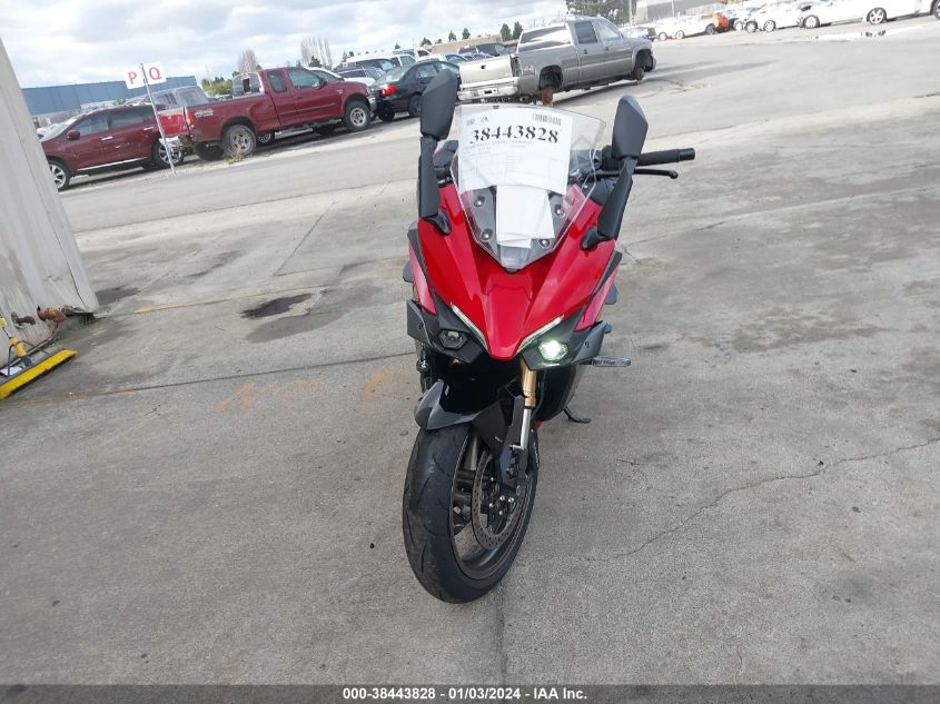 2024 SUZUKI GSX1000 GT/GT+ - JS1EK12DXR7100045