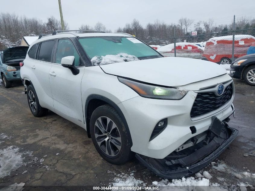 2022 TOYOTA HIGHLANDER HYBRID XLE/HYBRID BRONZE - 5TDGBRCH2NS554546