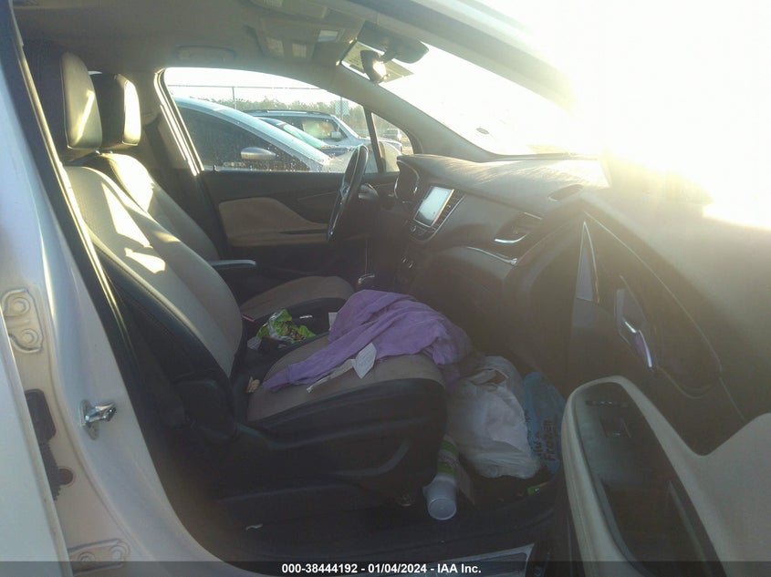 VIN KL4CJASB1JB665584 2018 BUICK ENCORE PREFERRED