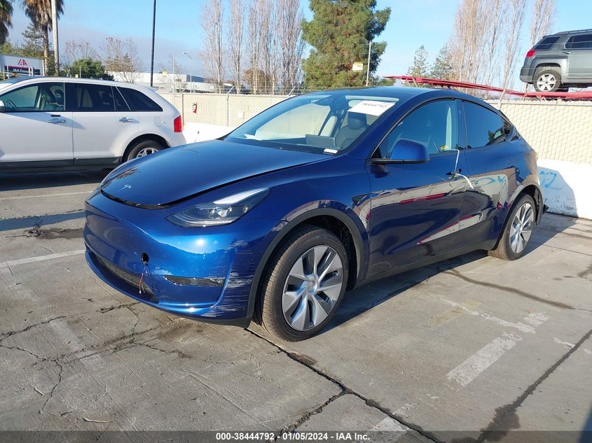 VIN 7SAYGDEE2PA166199 2023 TESLA MODEL Y
