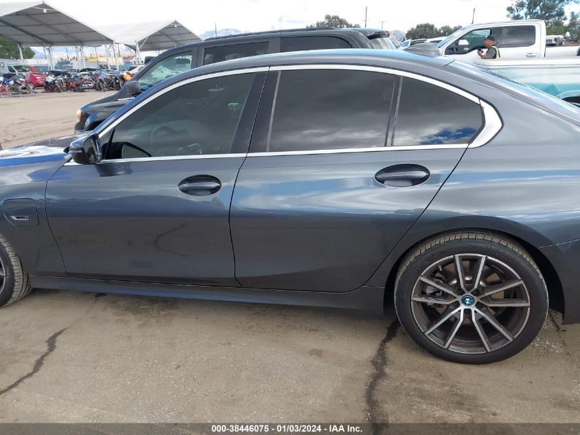 2022 BMW 3 SERIES 330E - 3MW5P7J0XN8C32589