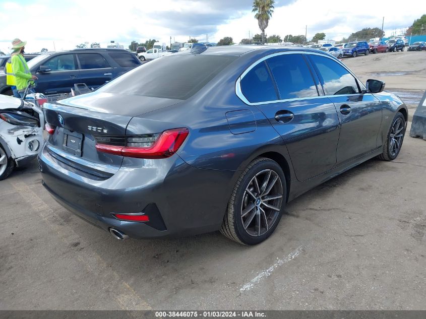 2022 BMW 3 SERIES 330E - 3MW5P7J0XN8C32589