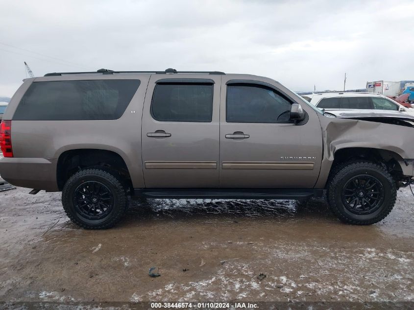 2014 CHEVROLET SUBURBAN 1500 LT - 1GNSKJE74ER101101