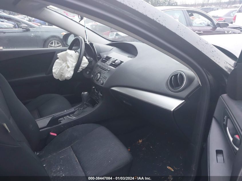 2013 MAZDA MAZDA3 I SPORT - JM1BL1UP2D1848071