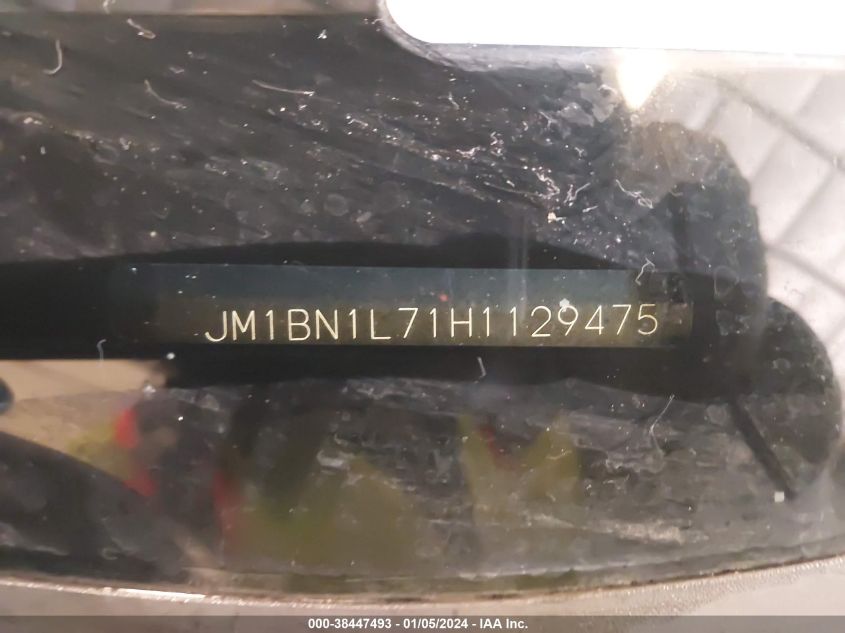 2017 MAZDA MAZDA3 TOURING - JM1BN1L71H1129475