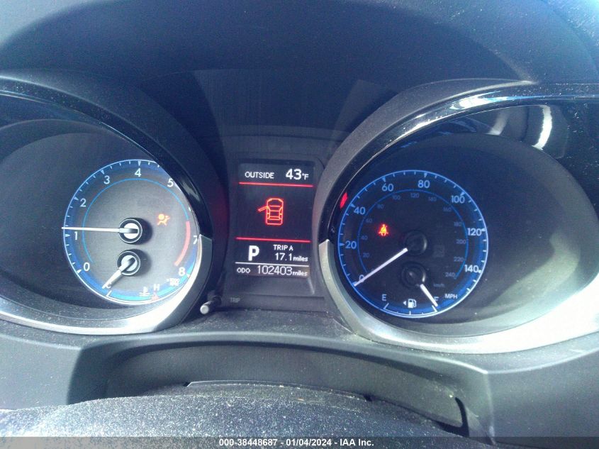 2015 TOYOTA COROLLA S PLUS - 2T1BURHE9FC381105