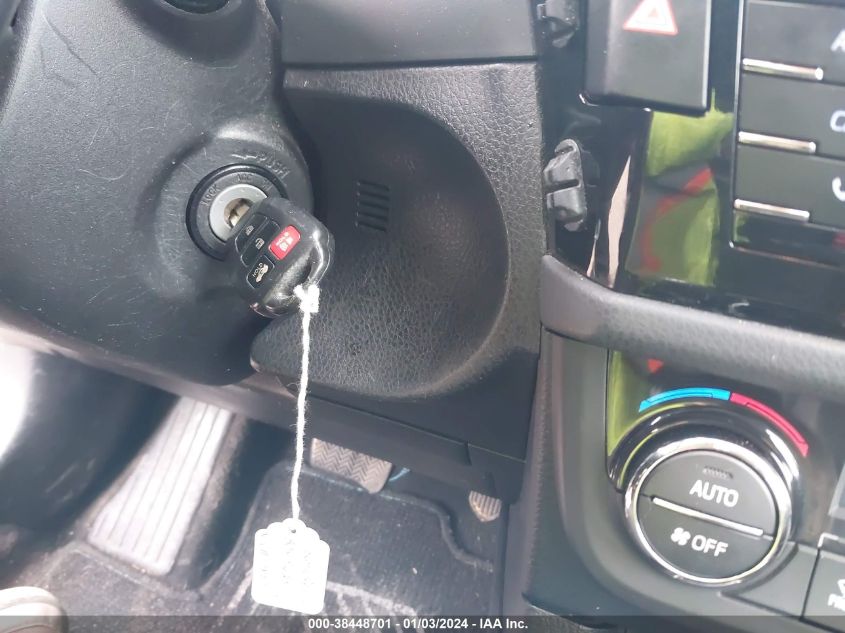 2015 TOYOTA COROLLA S PLUS - 2T1BURHE8FC419827