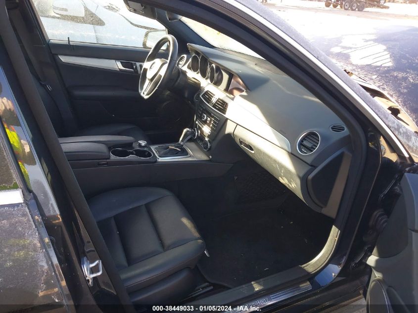 2013 MERCEDES-BENZ C 300 300 4MATIC - WDDGF8AB9DA796796