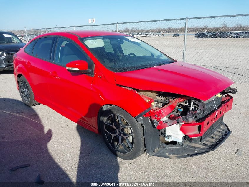 2016 FORD FOCUS SE - 1FADP3F22GL275830