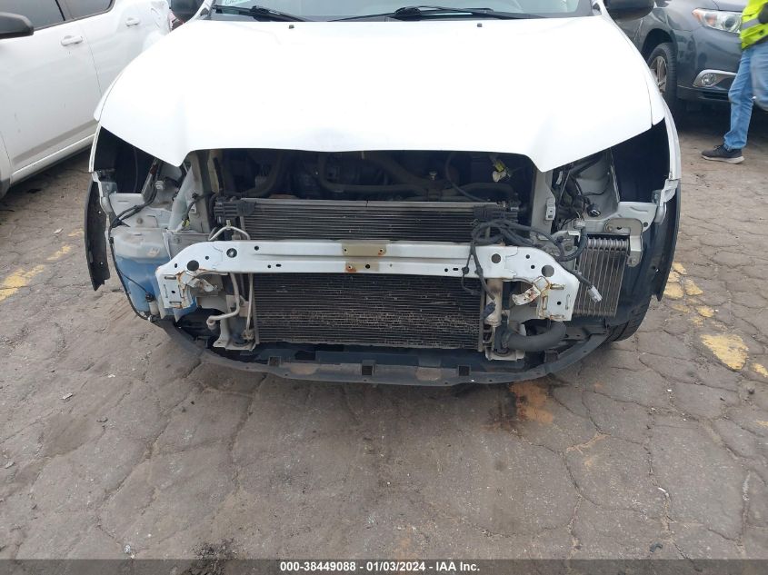 2013 MITSUBISHI OUTLANDER SPORT LE - 4A4AR5AU4DE018821