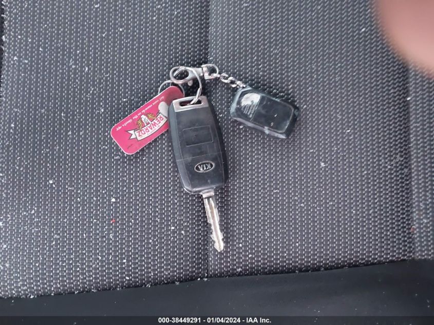 2018 KIA FORTE LX - 3KPFK4A7XJE269705