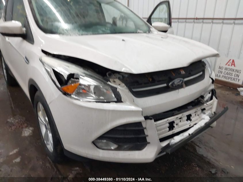 2016 FORD ESCAPE SE - 1FMCU0G74GUB23917