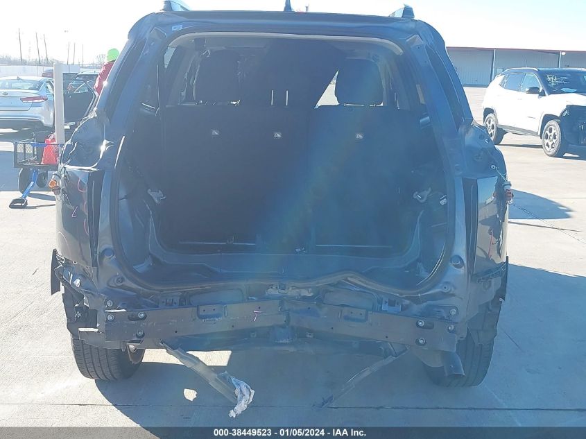 2017 TOYOTA RAV4 XLE - JTMWFREV2HD098082