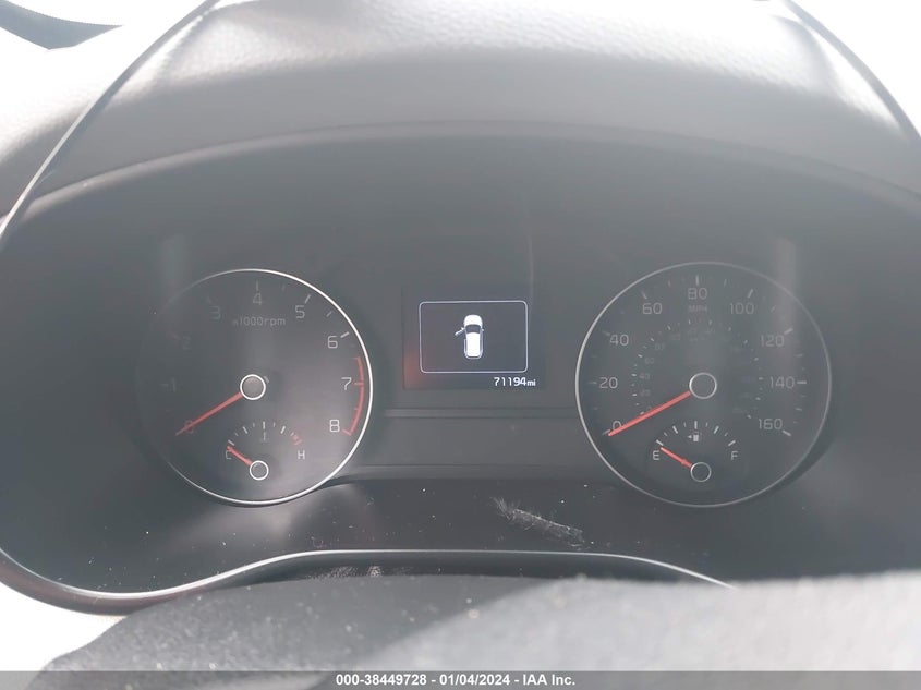 VIN KNDPMCAC0J7379717 2018 KIA SPORTAGE LX