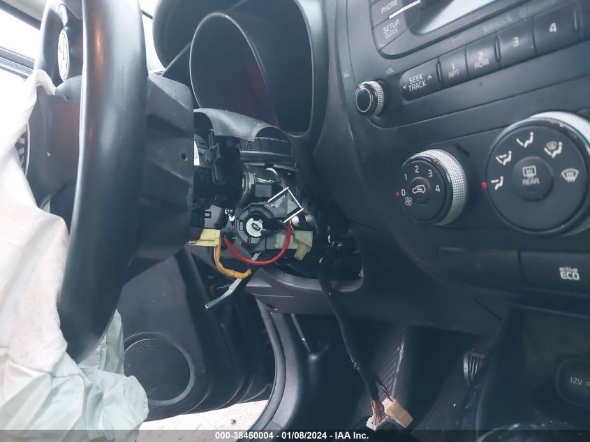 2014 KIA SOUL + - KNDJP3A59E7035839