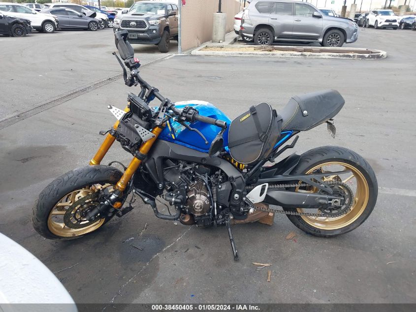 2022 YAMAHA MTM890 C JYARN80Y0NA000350