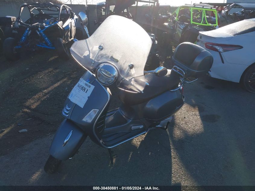 2022 VESPA GTS 300 SUPER ZAPMA39M3N5300517