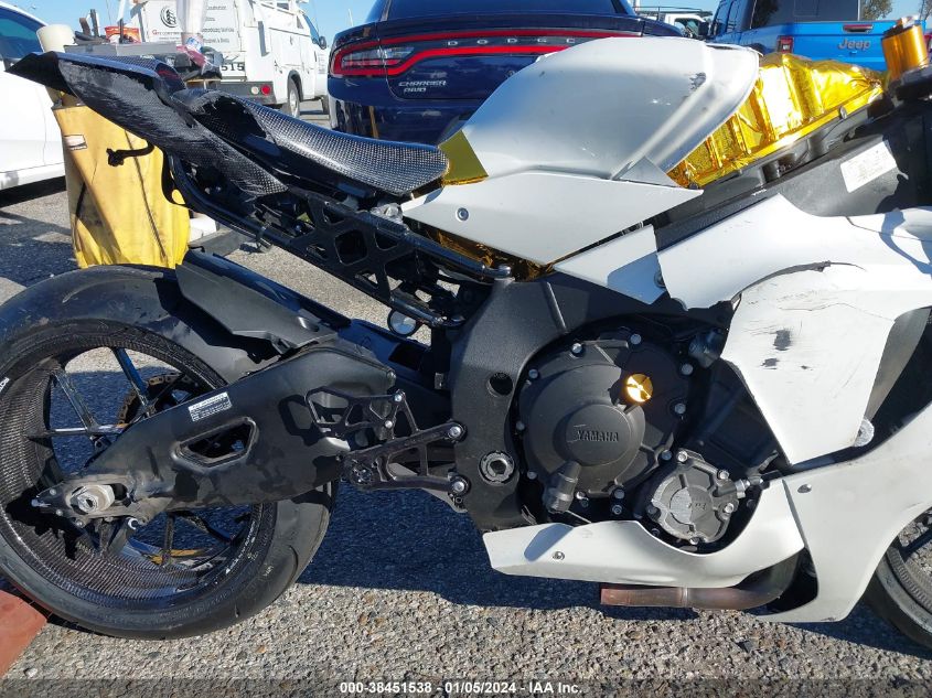 2022 YAMAHA YZFR1 JYARN66Y6NA000803