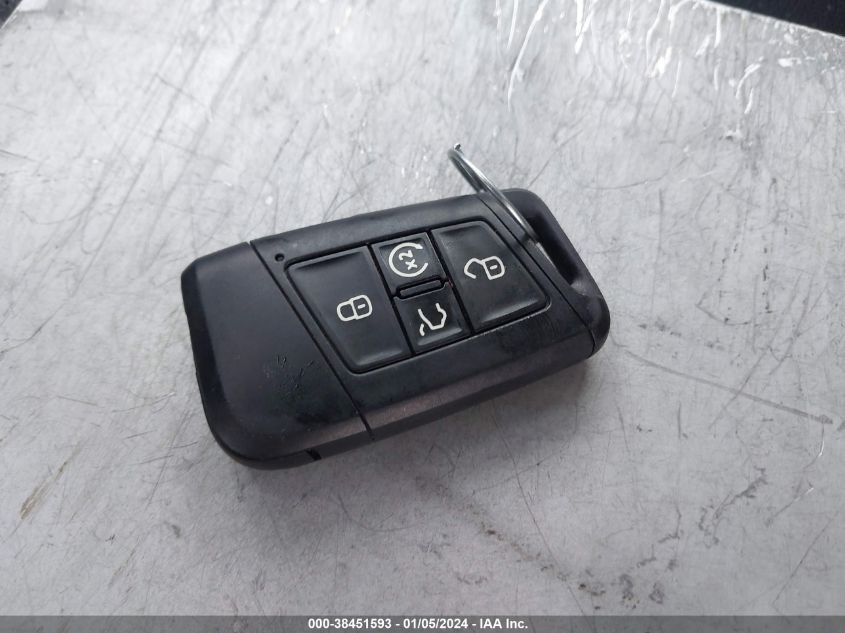 2022 VOLKSWAGEN TIGUAN 2.0T SE - 3VV2B7AX8NM034734