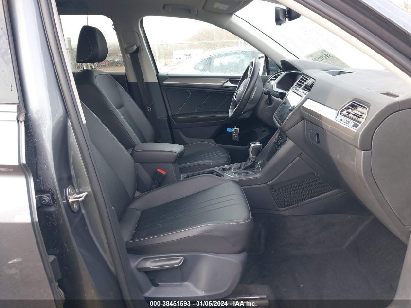 2022 VOLKSWAGEN TIGUAN 2.0T SE - 3VV2B7AX8NM034734