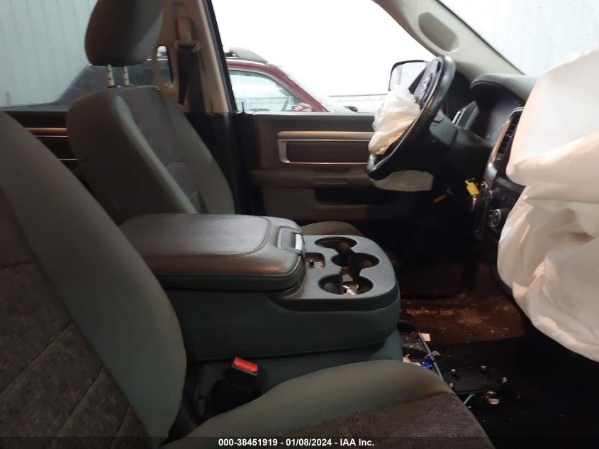 2019 RAM 1500 CLASSIC SLT - 1C6RR7LT3KS708379