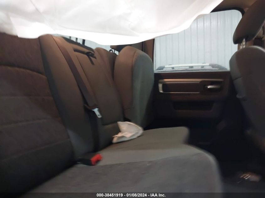 2019 RAM 1500 CLASSIC SLT - 1C6RR7LT3KS708379