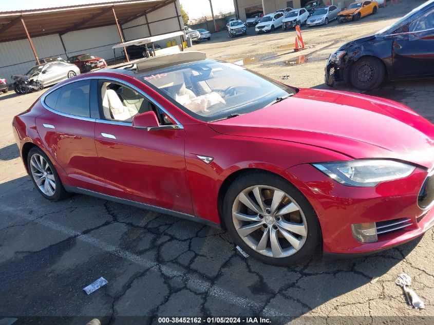 2015 TESLA MODEL S - 5YJSA1E28FF119947