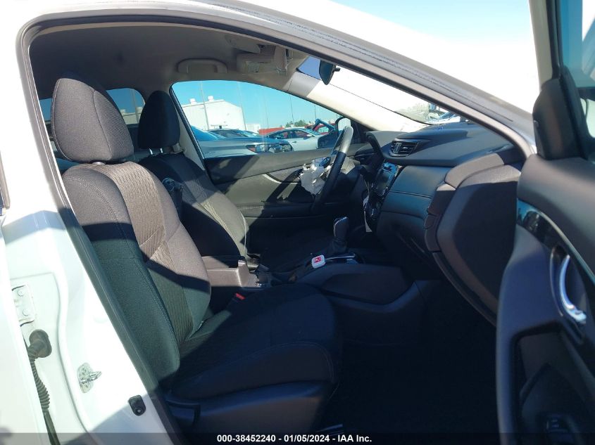 2018 NISSAN ROGUE SV - 5N1AT2MTXJC707601