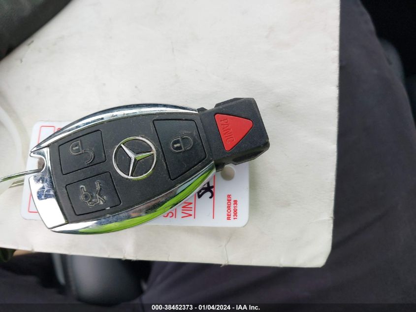 2015 MERCEDES-BENZ C 300 4MATIC/LUXURY 4MATIC/SPORT 4MATIC - 55SWF4KB6FU082209