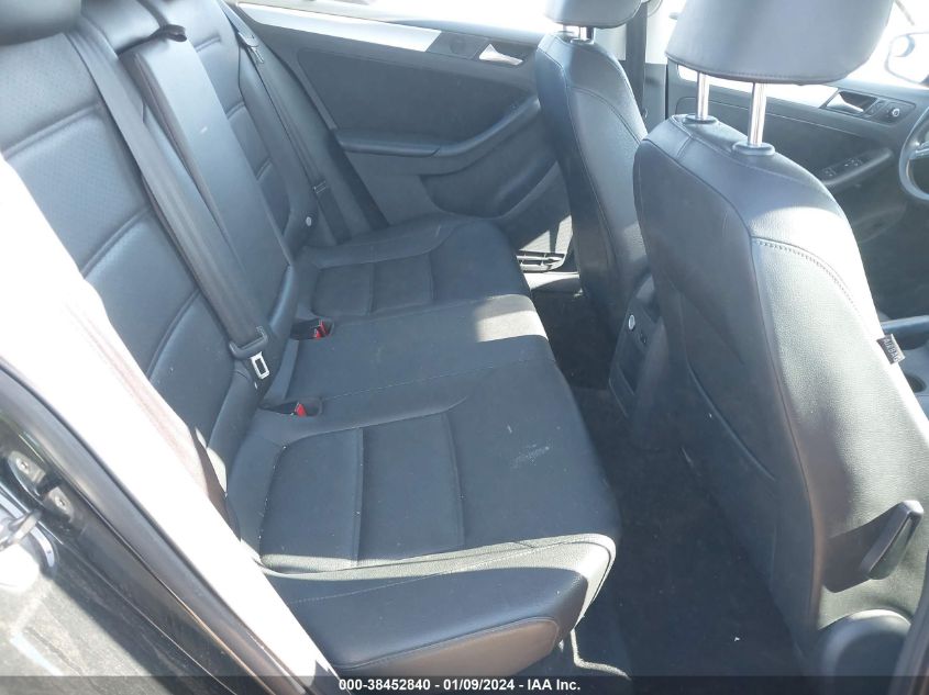 2013 VOLKSWAGEN JETTA 2.5L SE - 3VWDP7AJ0DM278488