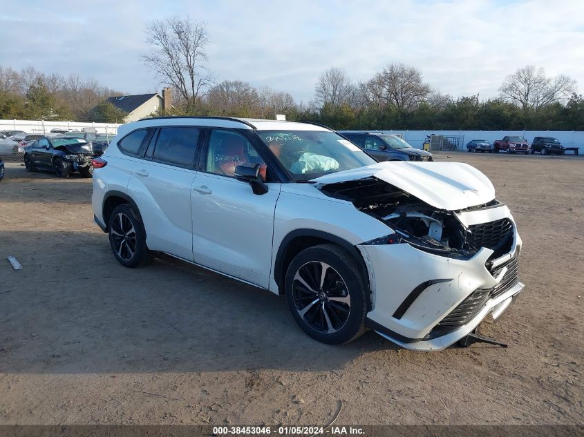 Lot #2541528396 2021 TOYOTA HIGHLANDER XSE salvage car