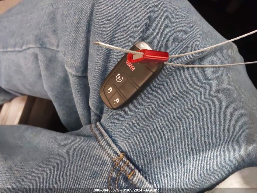 2017 JEEP RENEGADE LATITUDE 4X4 - ZACCJBBB4HPG22210