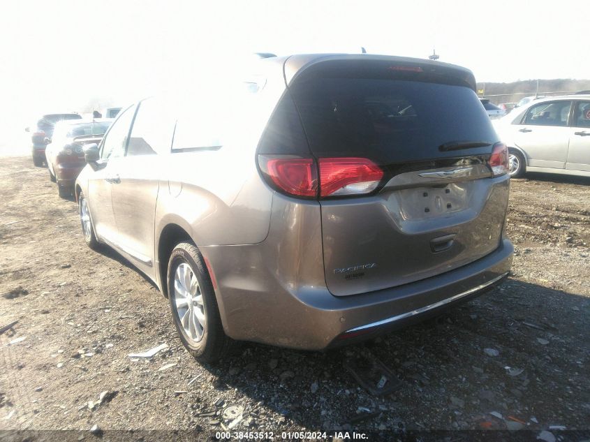 2C4RC1BG4HR660493 2017 CHRYSLER PACIFICA, photo no. 3