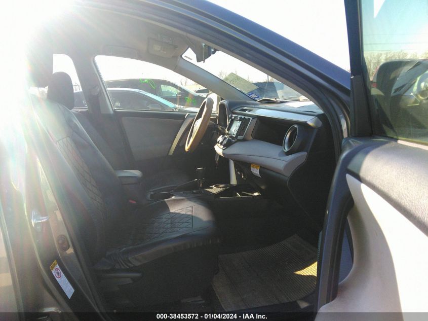 2015 TOYOTA RAV4 LE - JTMBFREV5FD161915