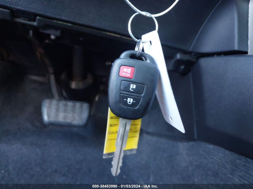 2015 TOYOTA RAV4 LE - 2T3BFREV7FW258150