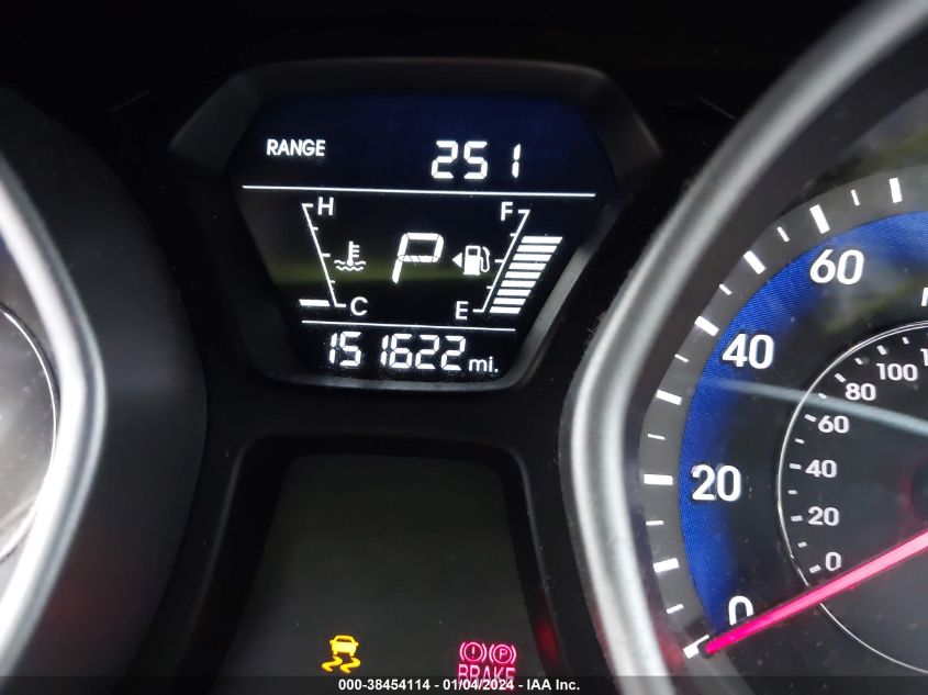 2016 HYUNDAI ELANTRA SE - KMHDH4AE7GU557580