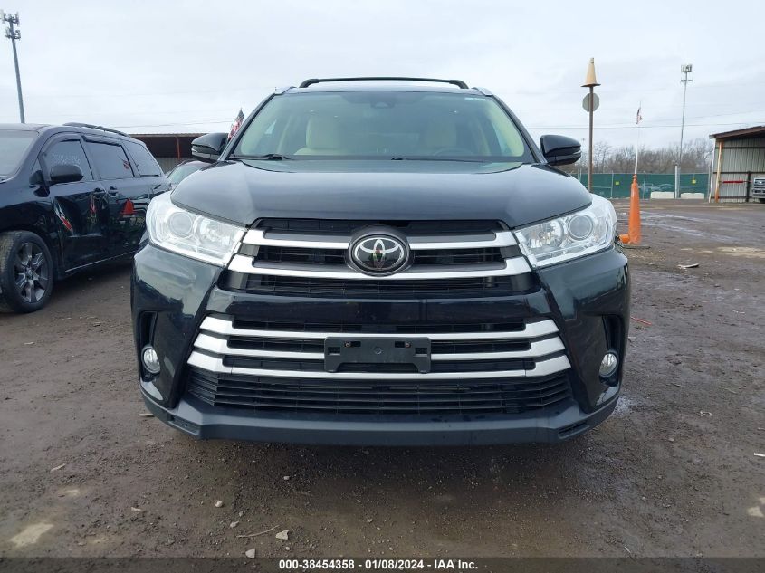 2018 TOYOTA HIGHLANDER XLE - 5TDKZRFH8JS535902